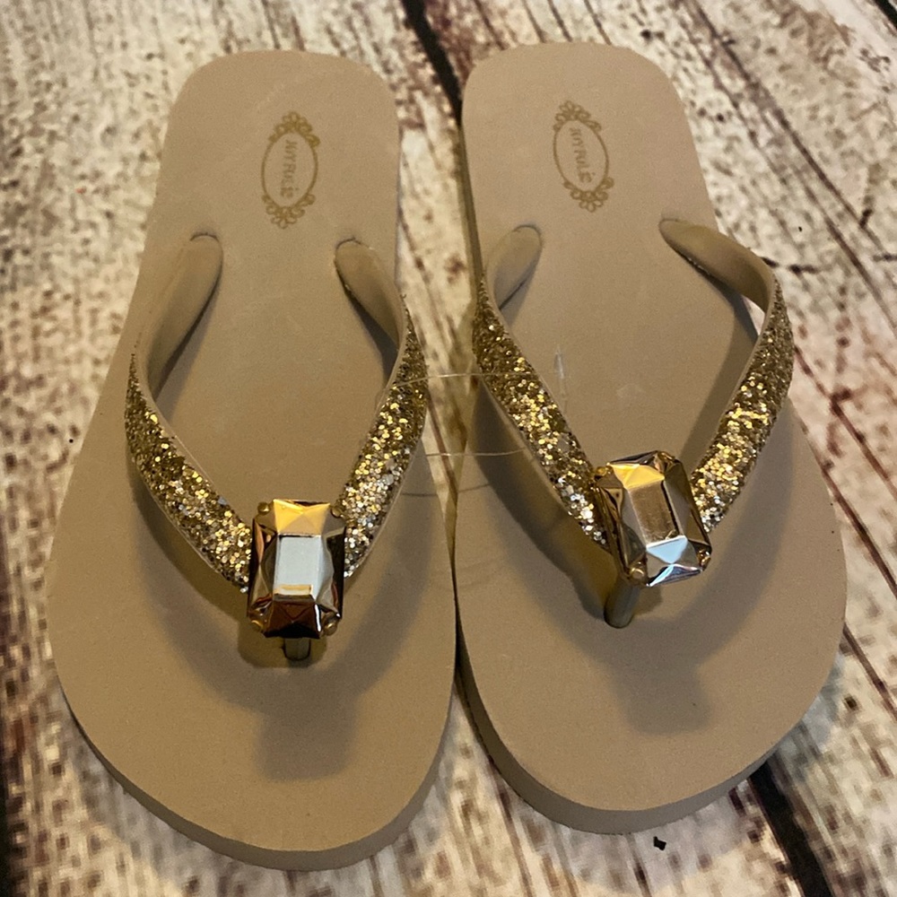 Gold glitter flip flop w rhinestone 5/6-new